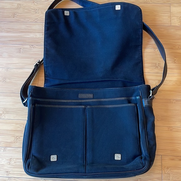 Brooks Brothers Leather/Canvas Messenger Bag Laptop Bag Black - Picture 4 of 17